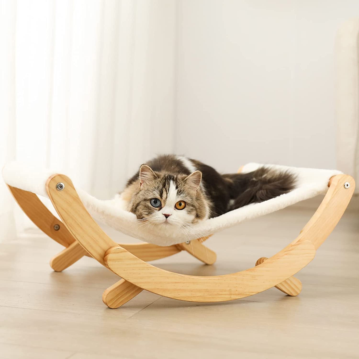 Feline Chill Zone: The Purrfect Cloud for Your Kitty's Moonlit Naps – Upgrade to White for Extra Meowgical Vibes !